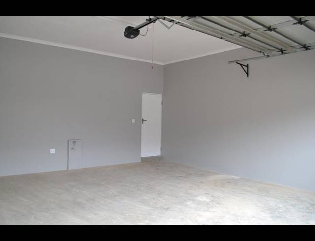 3 BEDROOM PROPERTY TO RENT IN KENMARE